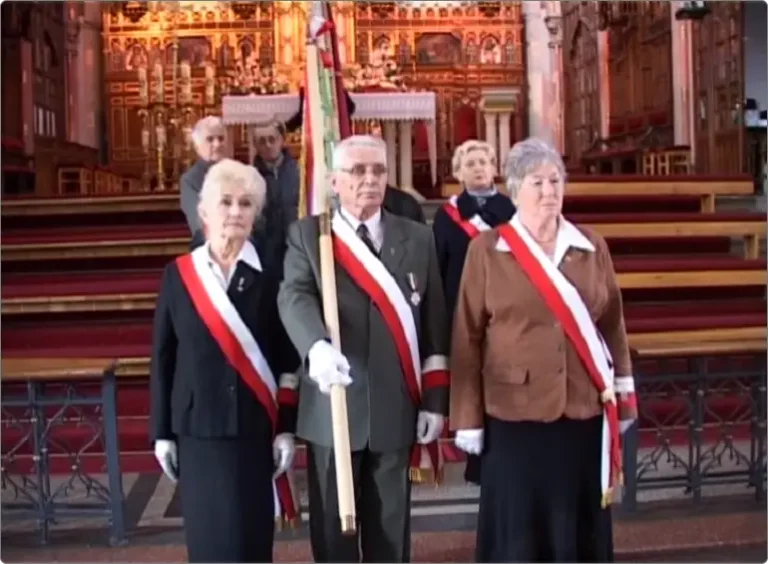 Poświęcenie_sztandaru_2007 (2)