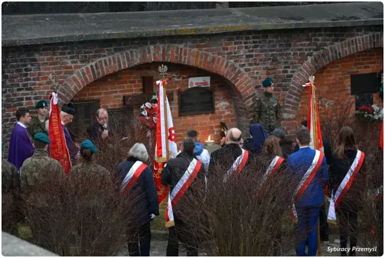 73 rocznica zagłady w Hucie Pieniackiej (27)