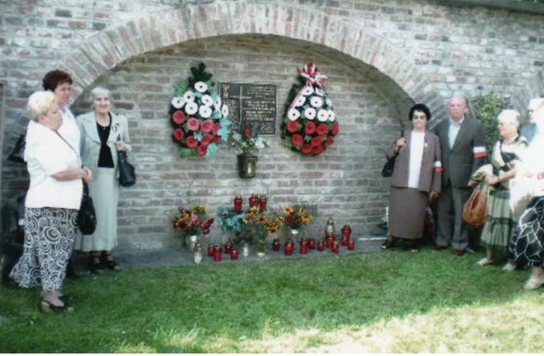 Dz. Sybiraka 2011-1 (Ludwika Turowska, Krystyna Jasz, Bronisław Kuropiej